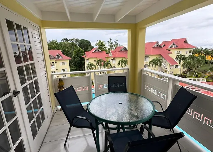 Austin Ochi Getaway 2 Bedroom Aparthotel *